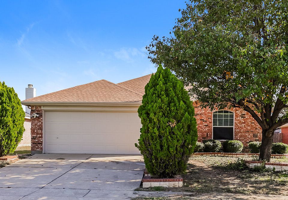 1st image of 3020 Meadowbrook Dr
