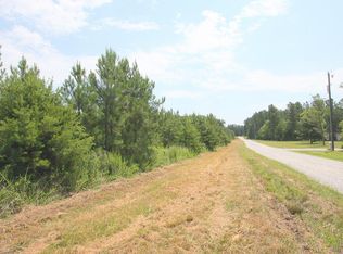 20 Carriage Hill Rd, Farmville, VA 23901