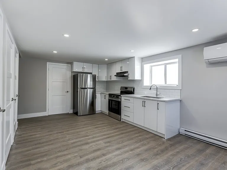 493 Gill St #BASEMENT — Photo 7