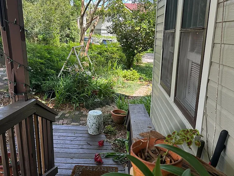 534 E Call St — Photo 6