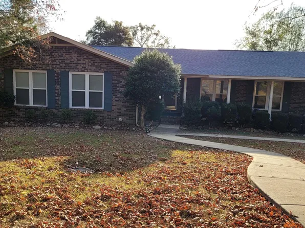 408 Lola Ln, Glencoe, AL 35905