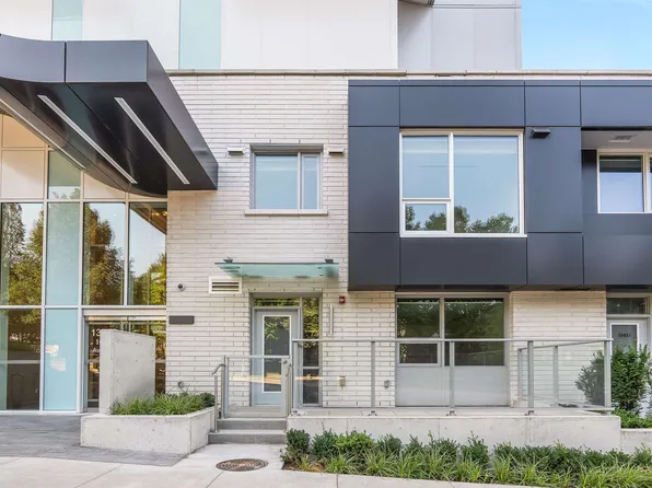 13778 100th Ave #Townhouse 4, Surrey, BC V3T 0V3