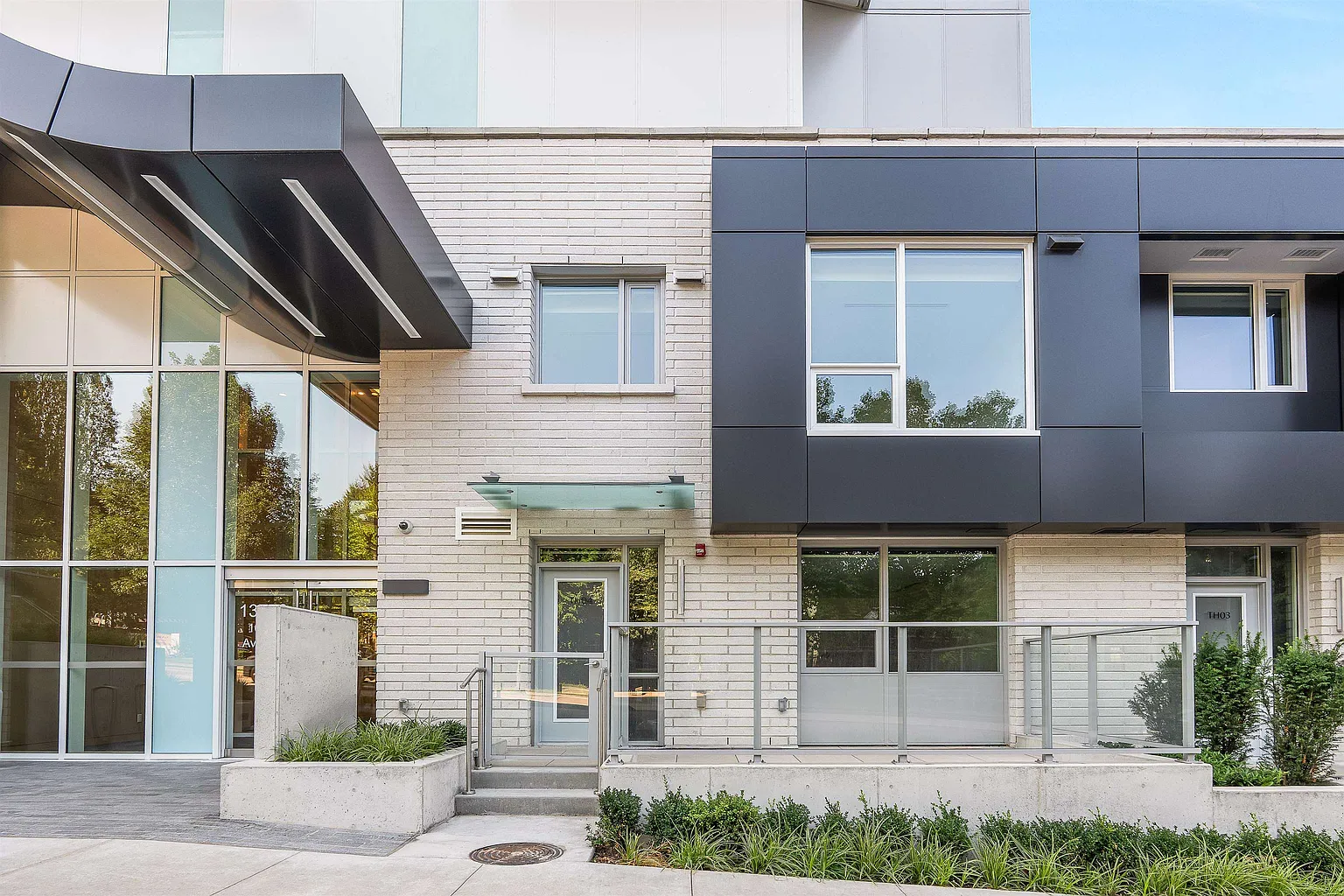 13778 100th Ave #Townhouse 4 photo 1