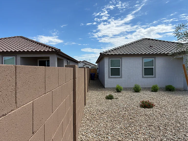 17321 W Gray Fox Trl — Photo 35
