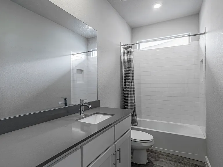 15825 Bronte Ln — Photo 21