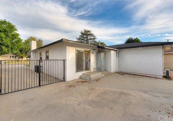 5th image of 275 Brightview Dr