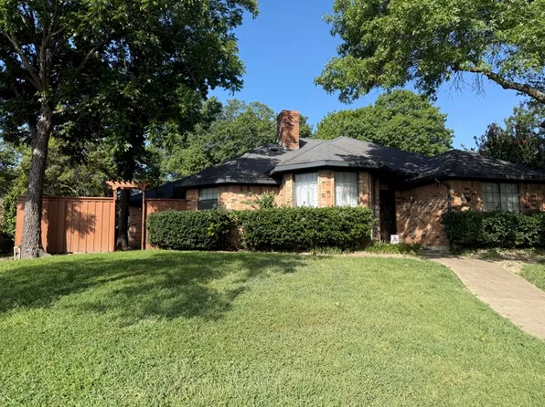 141 Beltwoods Dr, Desoto, TX 75115