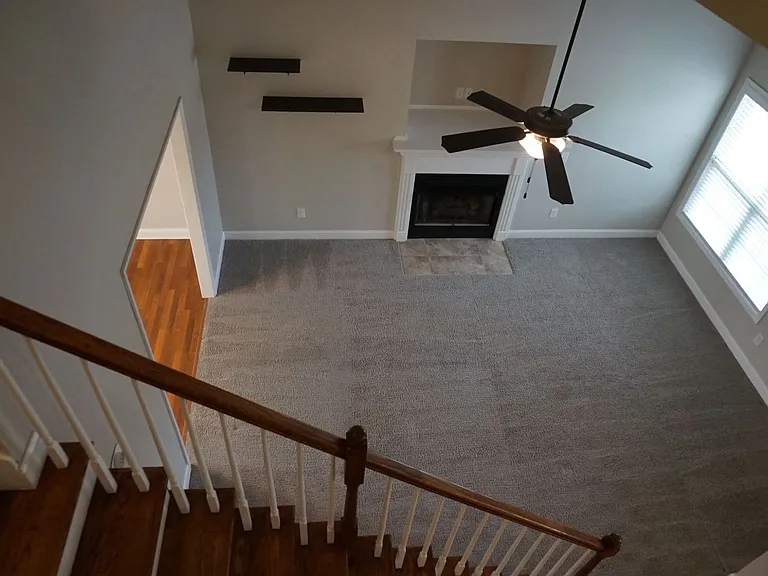 407 Sundown Ct — Photo 15