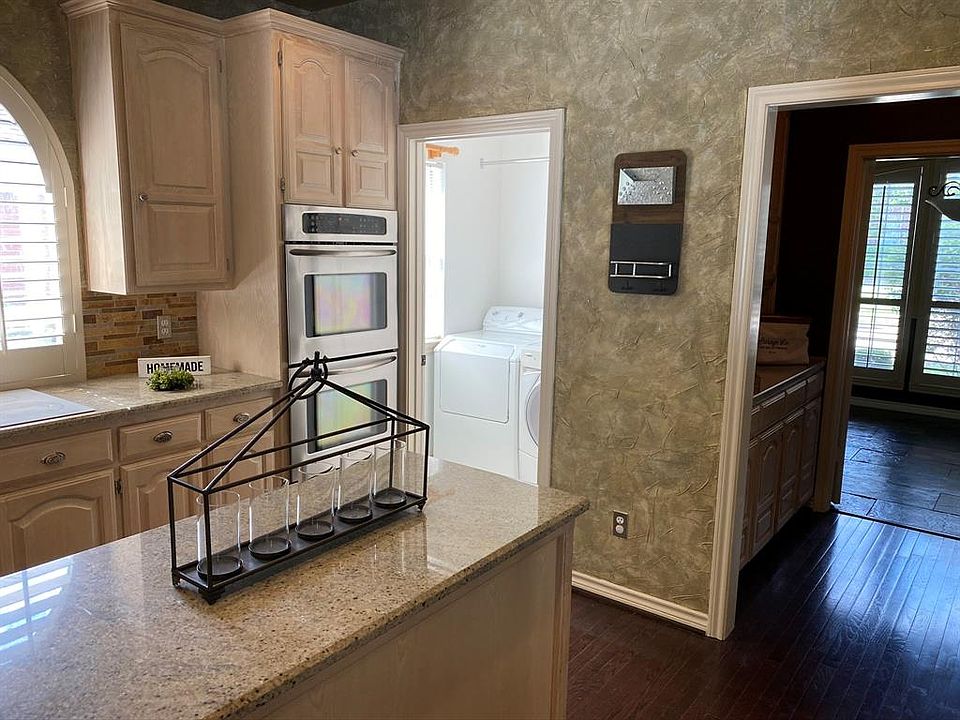 1st image of 3536 Briargrove Ln