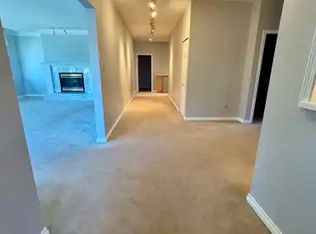 5461 12th Ave #202, Delta, BC V4M2B2