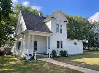 604 Main St, Farnam, NE 69029