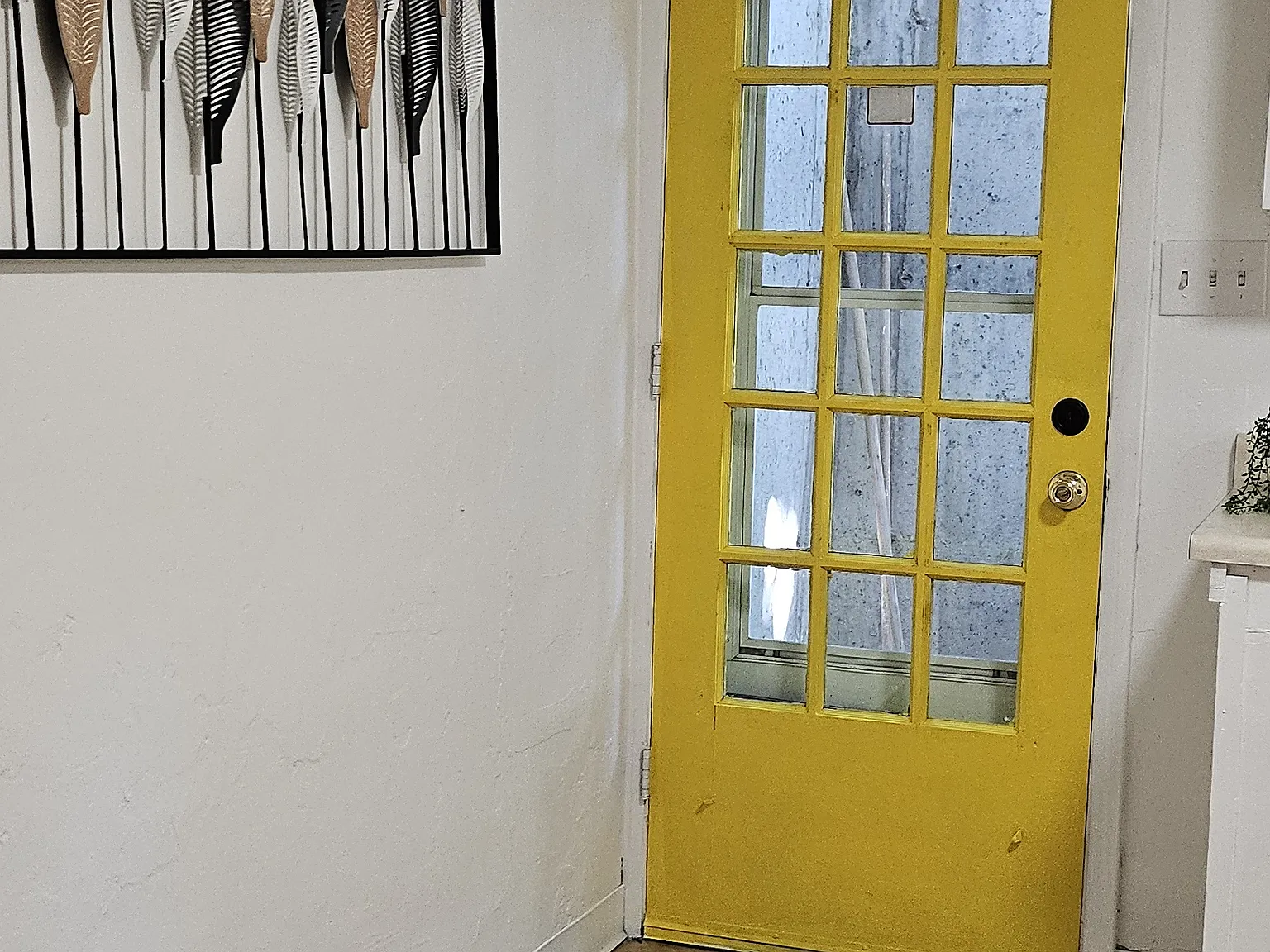 705 Colorado St — Photo 2