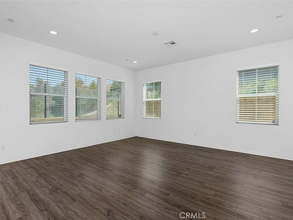 5th image of 11612 Alton Dr