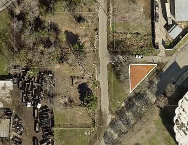 2nd image of 1215 Jensen Dr