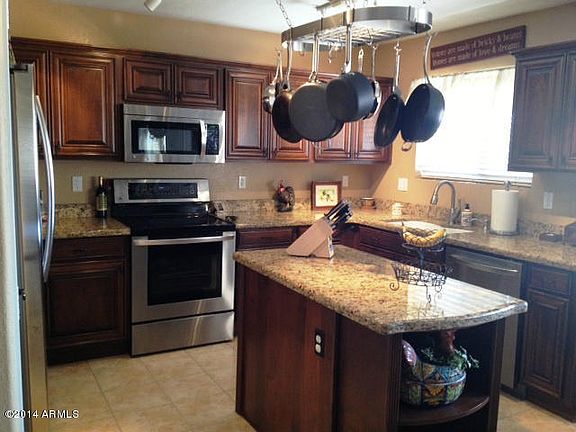 5th image of 3009 E Friess Dr