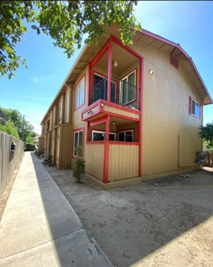 508 E Pine St — Photo 1