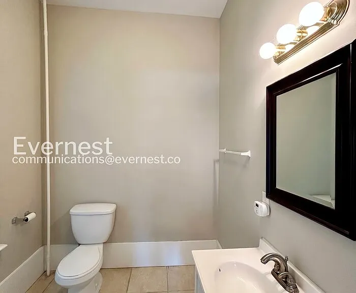 1304 Oakwood Ave — Photo 9