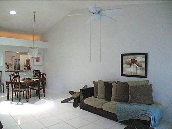 4th image of 5932 NW 93rd Te #5932
