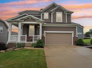 8608 Tahoe Dr, Macedonia, OH 44056
