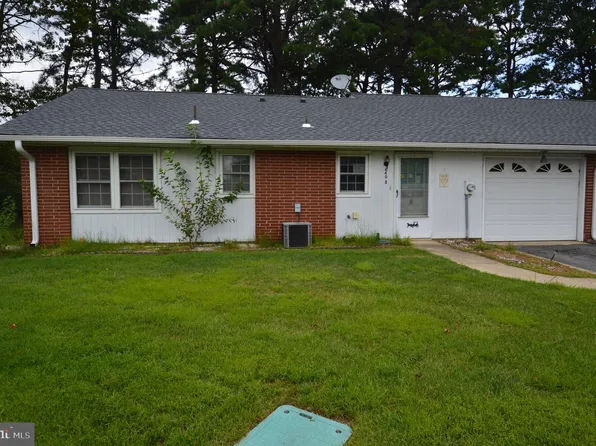 640 D Plymouth Dr, Lakewood, NJ 08701