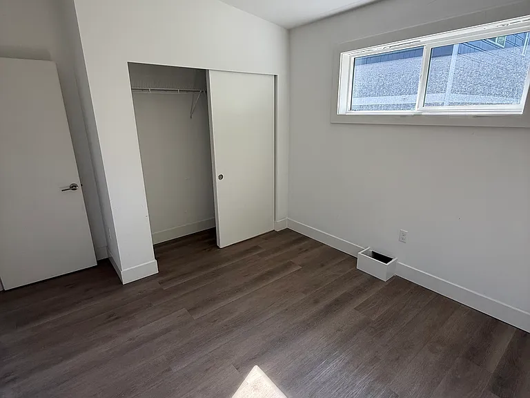 2814 34th Ave W #C — Photo 7