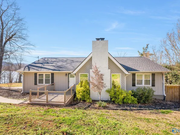 920 E Haven Dr, Gadsden, AL 35905