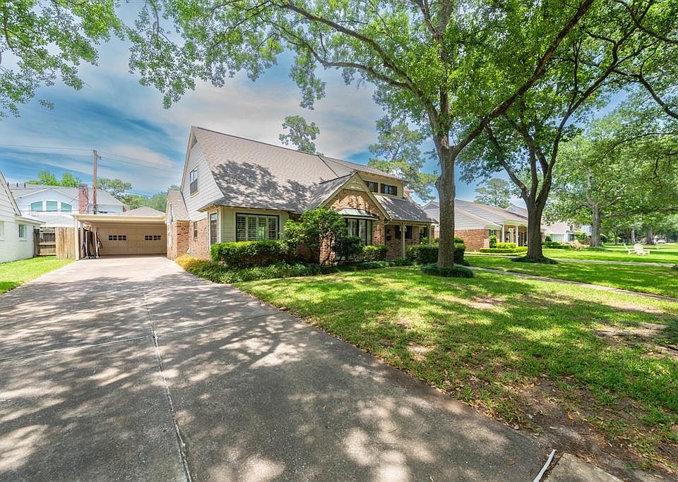 Welcome to 13914 Perthshire, the perfect Memorial location!