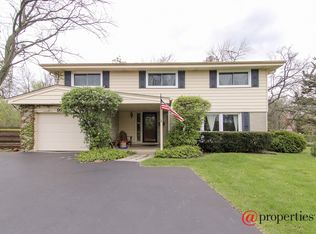 920 Ridge Rd, Highland Park, IL 60035