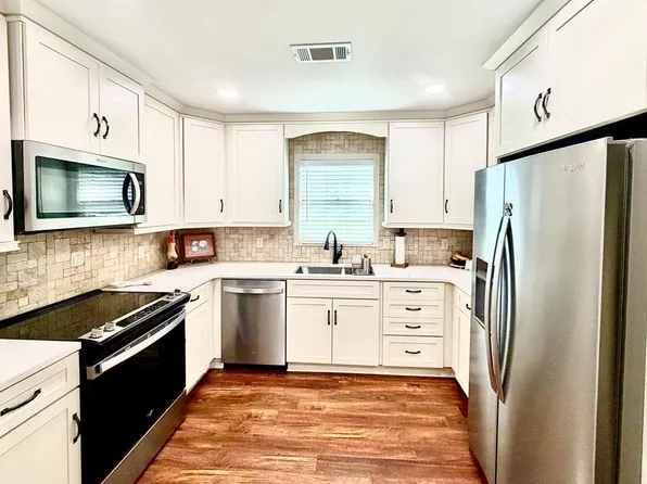 533 Robinson Dr, Cleveland, MS 38732