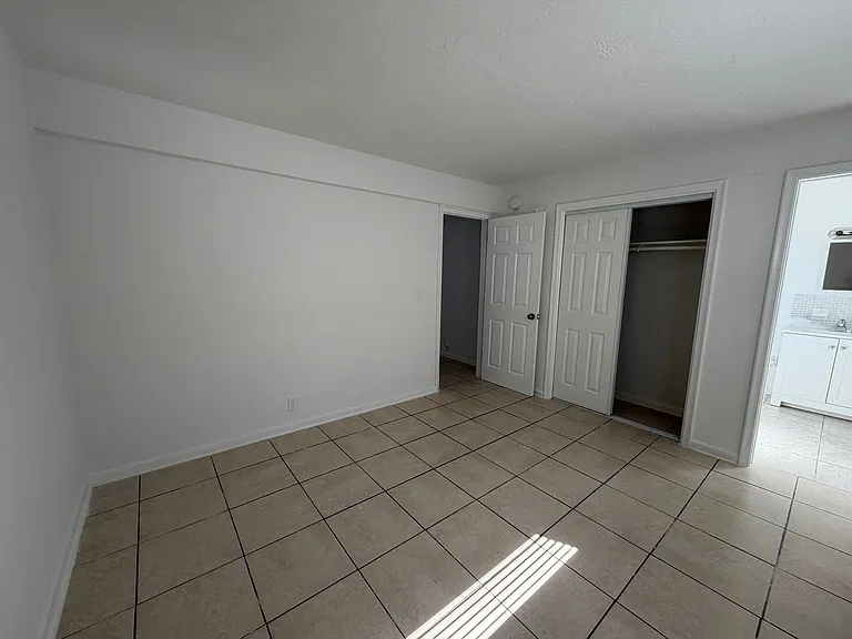 123 Erie St — Photo 39