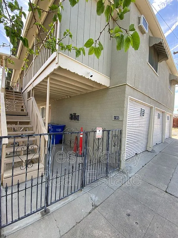 1 bed, 1.0 bath, 644 sqft, $875 — Photo 1
