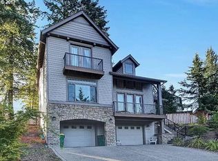 10036 SW 70th Pl, Tigard, OR 97223