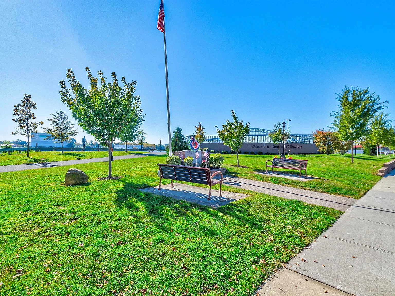 2 bed, 1.0 bath, 980 sqft, $2,600 — Photo 2