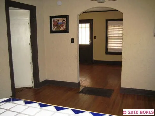 2005 W Archer Pl, Cape Carteret, OK 74127