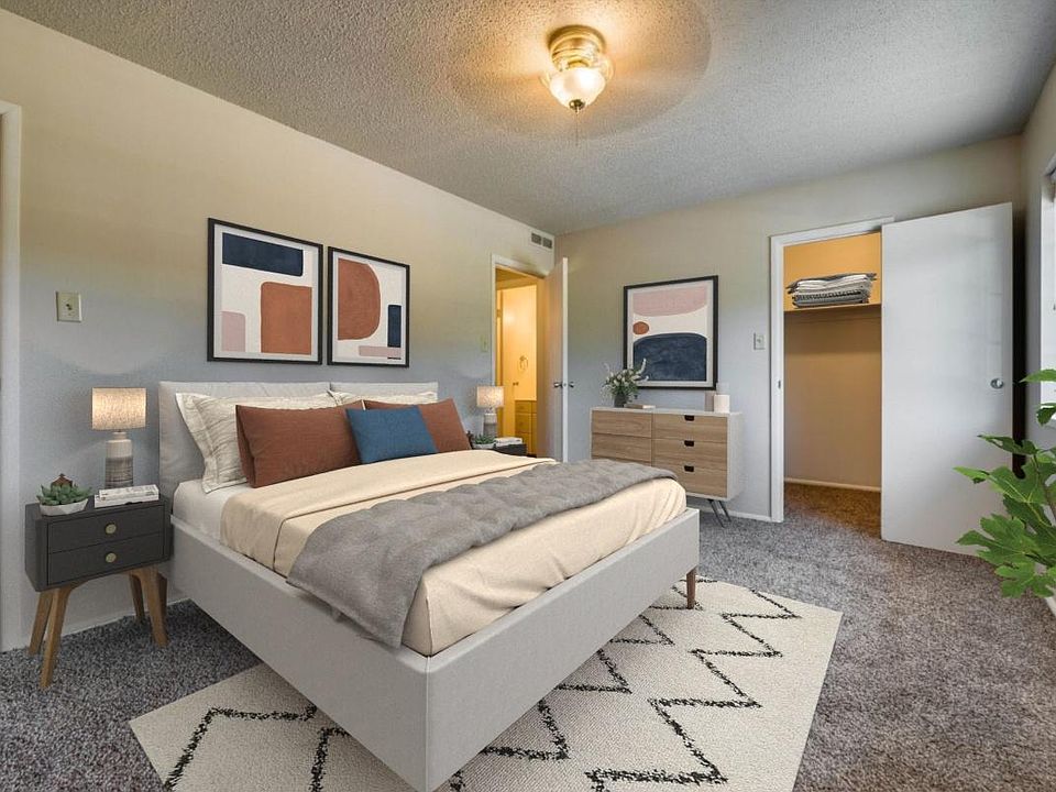 Cambridge & Dorchester Apartment Homes 300 S Straughan Ave Boise ID