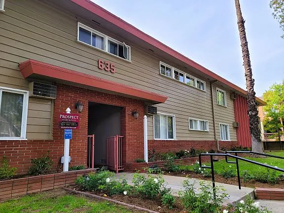 Prospect Apartments — Photo 16