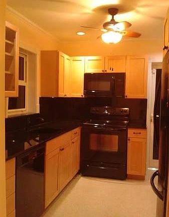 4th image of 1465 NE 23rd St