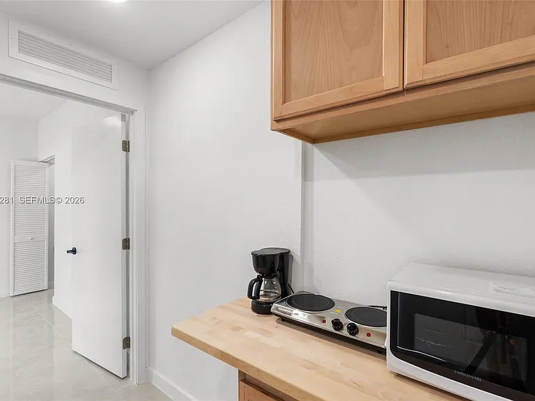 14513 SW 261st St #EFFICIENCY — Photo 4