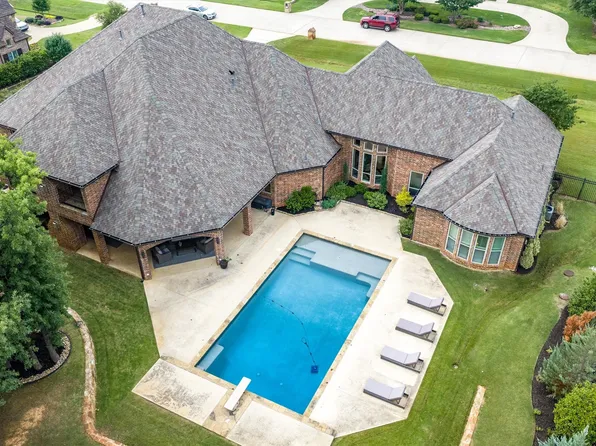 5 Victory Ln, Double Oak, TX 75077