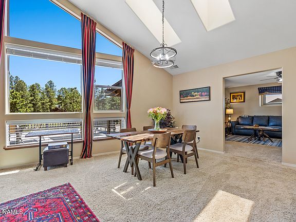 5th image of 691 S Torrey Pines Dr