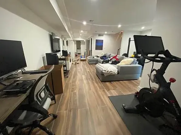 157 Lexington Avenue image 6 of 15