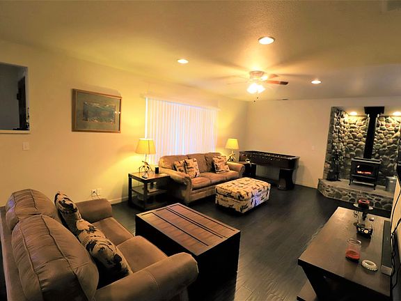 5th image of 3630 Evergreen Cir
