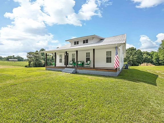 3rd image of 559 County Road 71