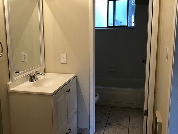 5th image of 178 Echo Ave APT 7