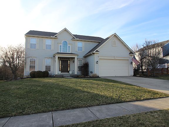 2nd image of 467 Silverwood Farms Dr