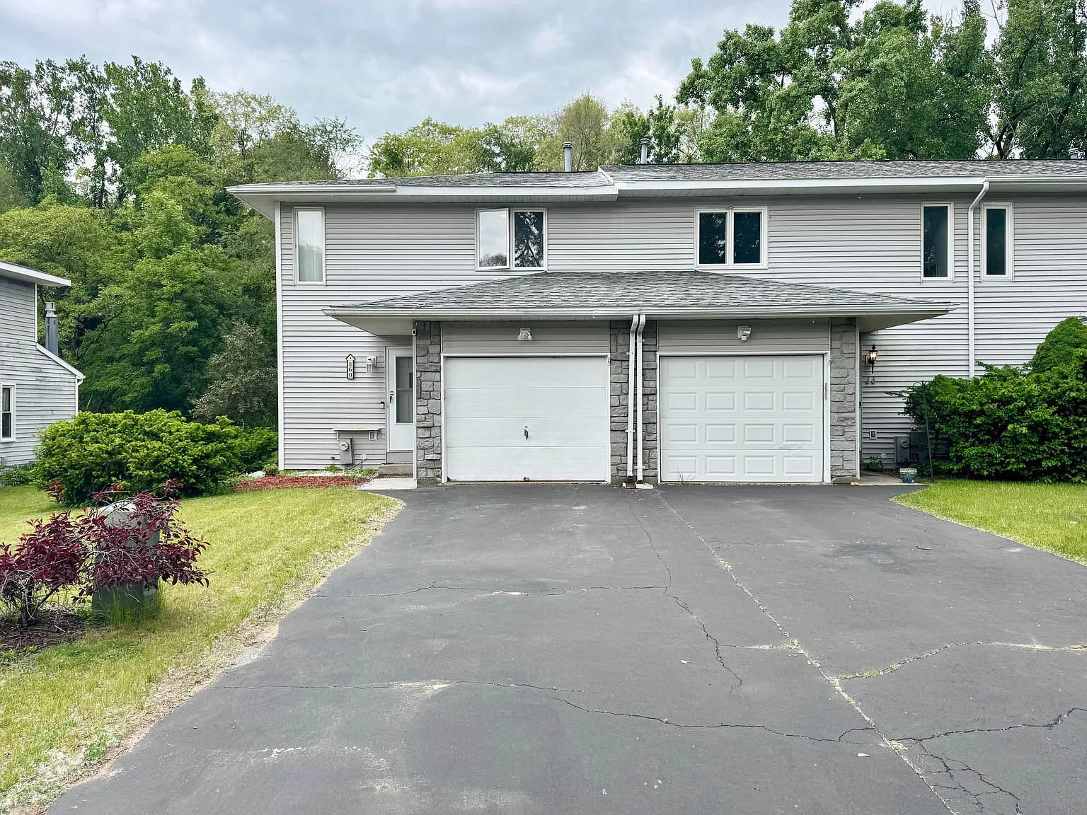 2 bed, 1156 sqft, $2,450 — Photo 1