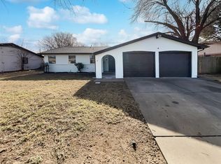 613 Judith St, Burleson, TX 76028