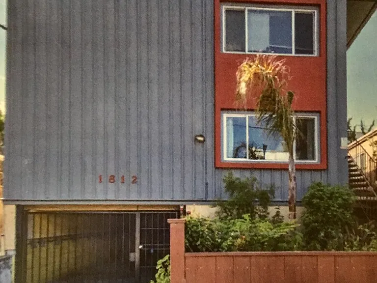 1812 Francisco Street — Photo 7