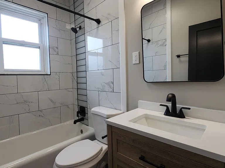 7560 Byron Pl — Photo 9