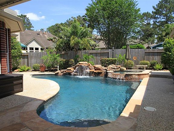 2nd image of 2914 Laurel Mist Ct